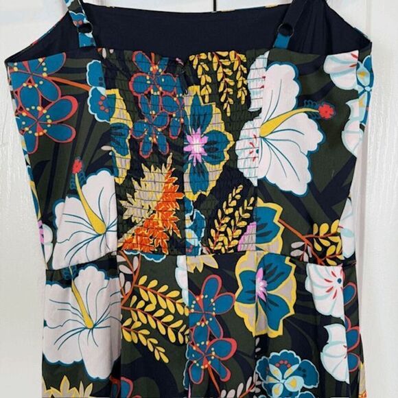 Rachel Roy Zandra Jumpsuit Sleeveless Smocked Zipper Back Black Floral Size 2 - Picture 7 of 16